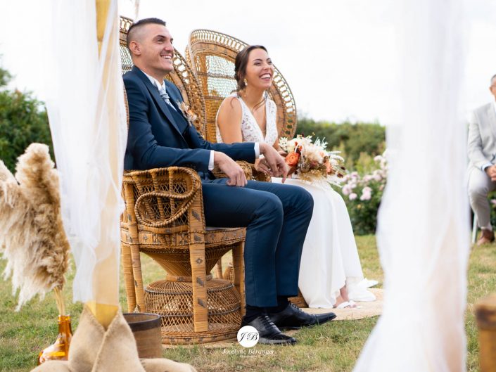 Mariage de Coralie et Corentin au Domaine de La Roulière à Chanzeaux