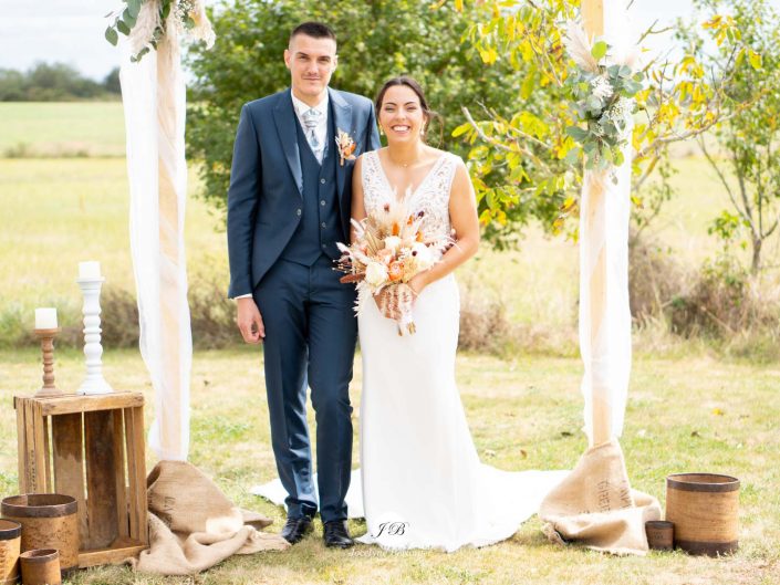 Mariage de Coralie et Corentin au Domaine de La Roulière à Chanzeaux